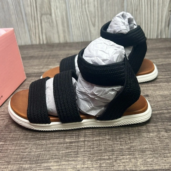 Toddler Mia Black Sandals size 10 NWT - Picture 2 of 5